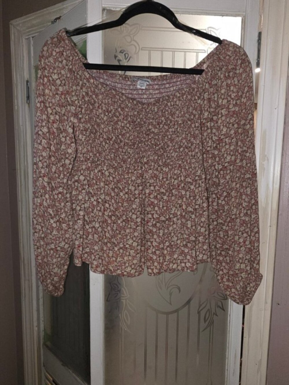 American Eagle Floral Smocked Long Sleeve Blouse M